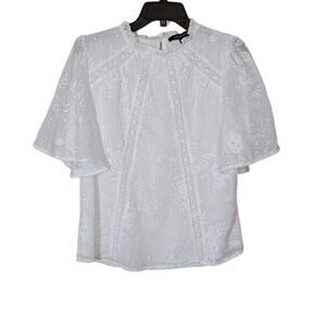 Strut & Bolt Women's Blouse Short Bell Sleeves Lace Up Pullover White Size Small